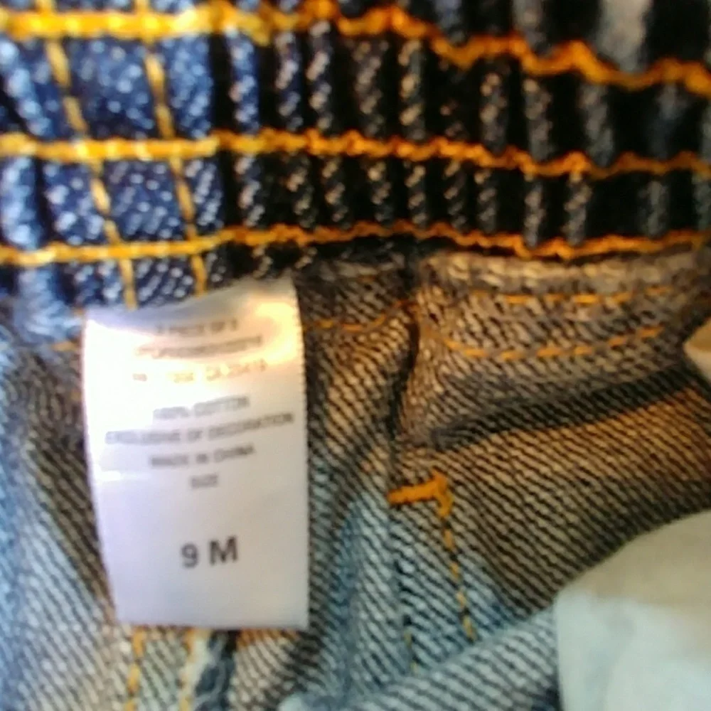 💚5for $25/ Little Me:  9 mos heart pocket jeans